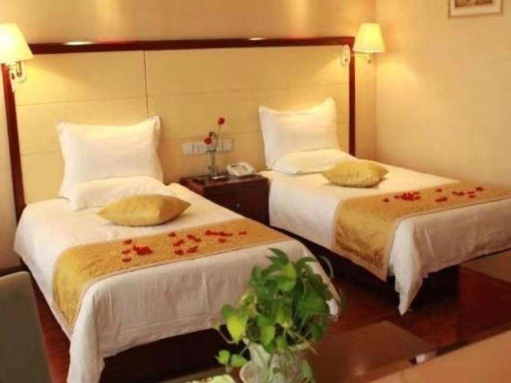 Greentree Inn Taiyuan Pingyang Road Business Hotel Dış mekan fotoğraf