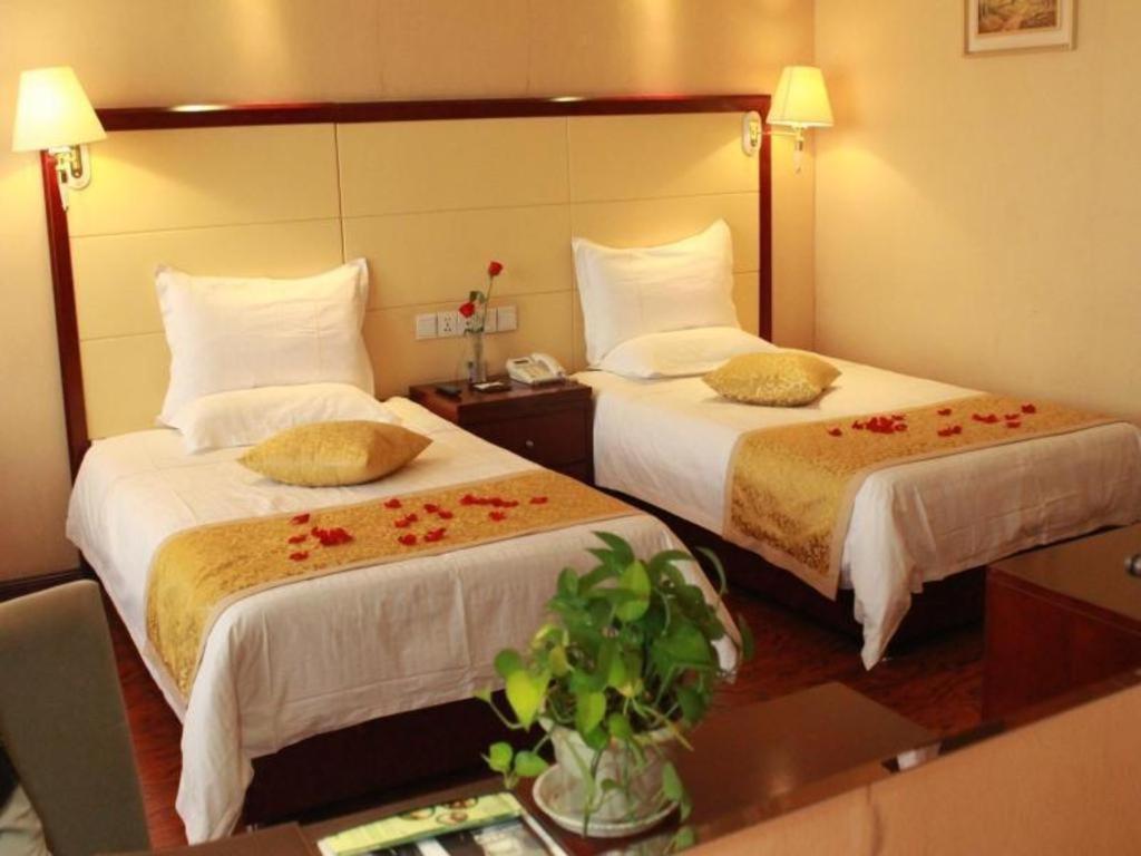 Greentree Inn Taiyuan Pingyang Road Business Hotel Dış mekan fotoğraf