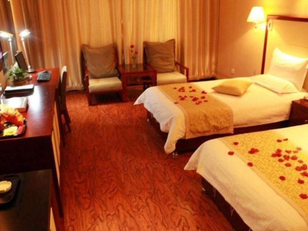 Greentree Inn Taiyuan Pingyang Road Business Hotel Dış mekan fotoğraf